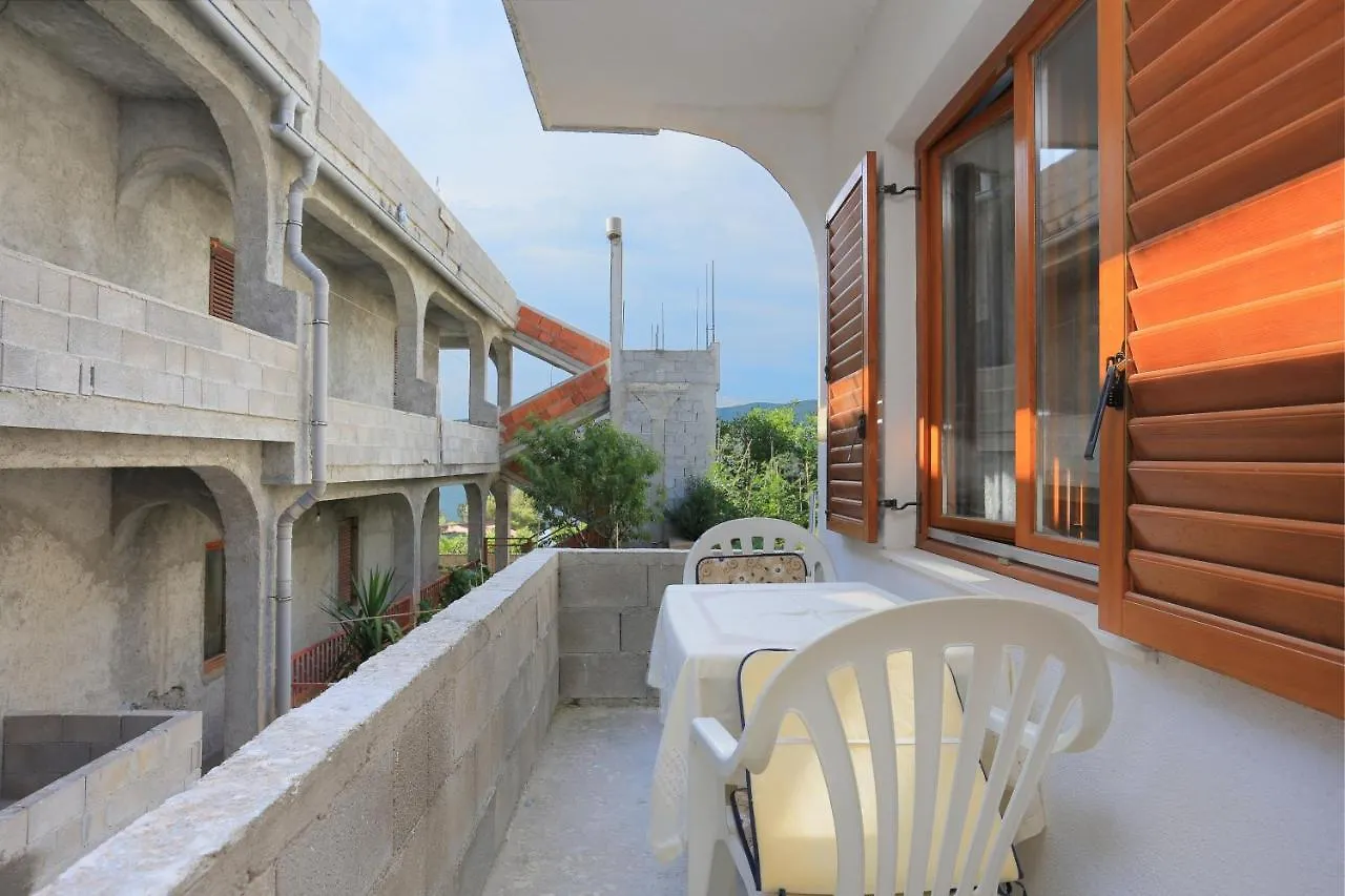 Apartments With A Parking Space Mastrinka, Ciovo - 18954 Trogir 0*,  Croatia