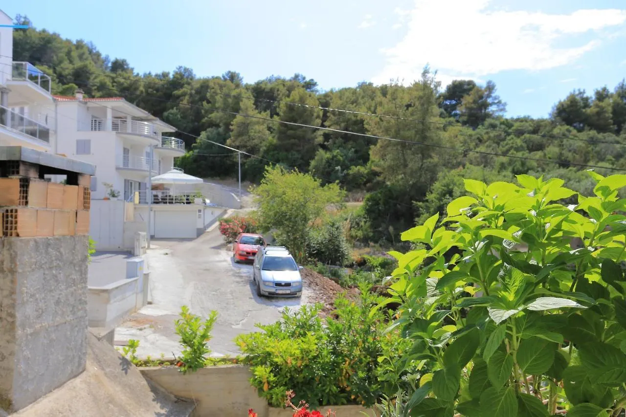 Apartments With A Parking Space Mastrinka, Ciovo - 18954 Trogir