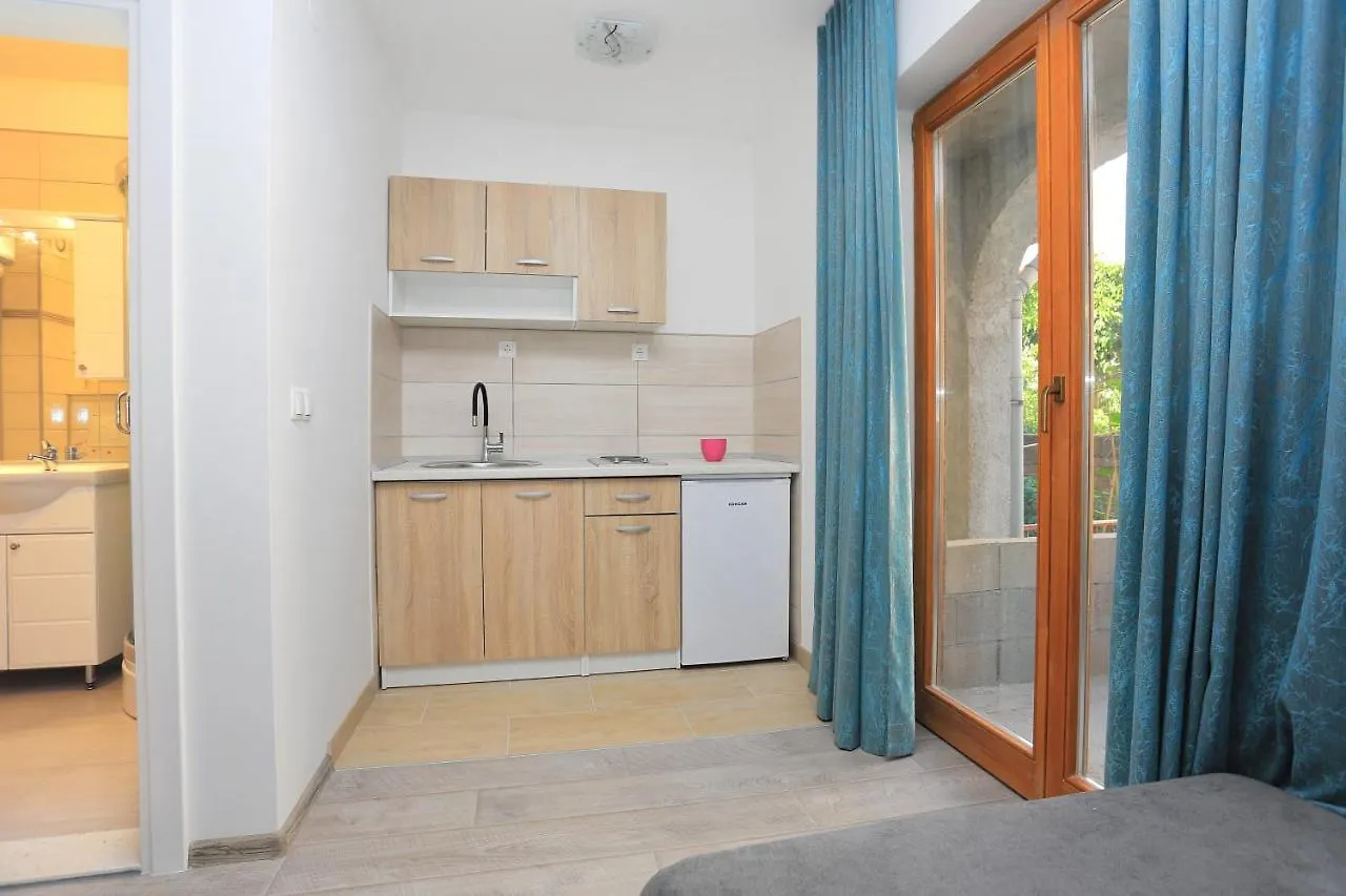 Apartments With A Parking Space Mastrinka, Ciovo - 18954 Trogir Croatia
