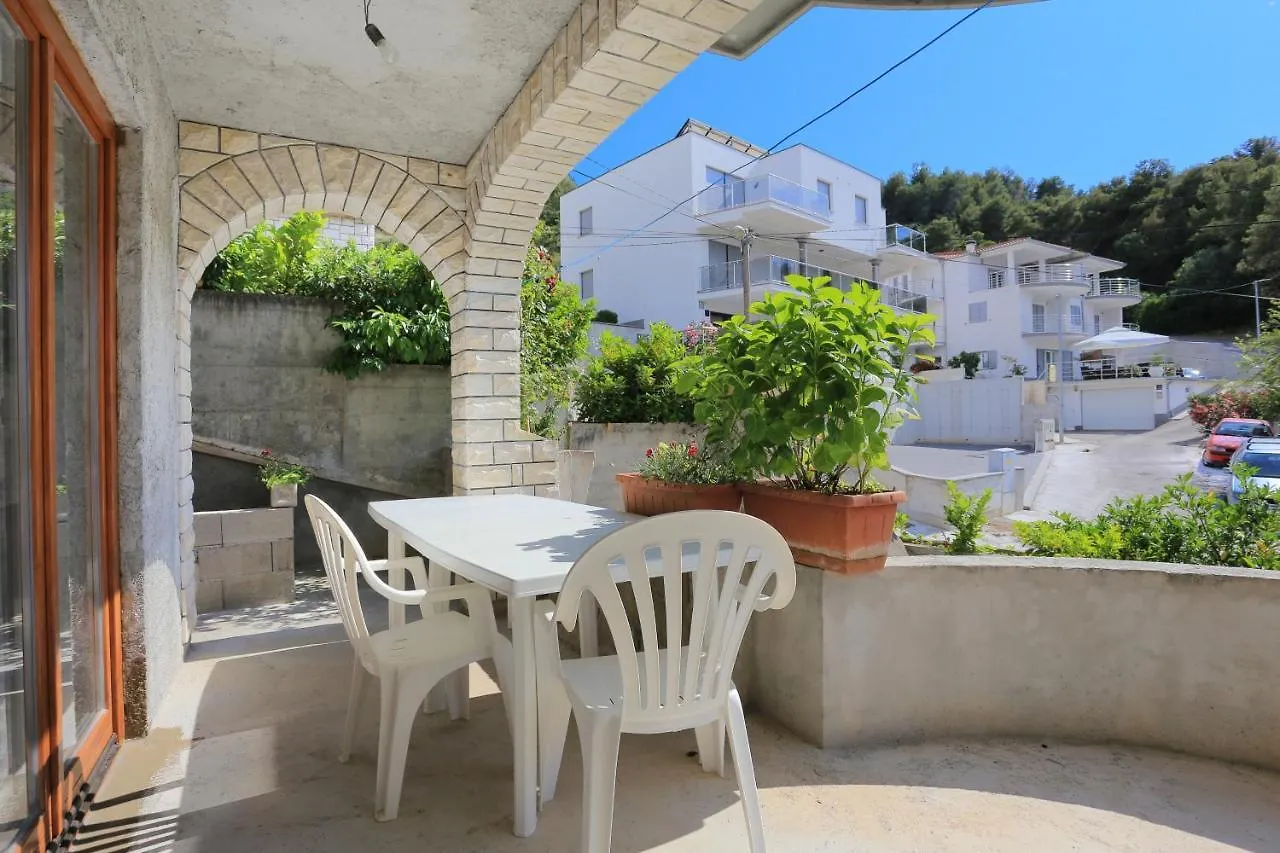 Apartments With A Parking Space Mastrinka, Ciovo - 18954 Trogir