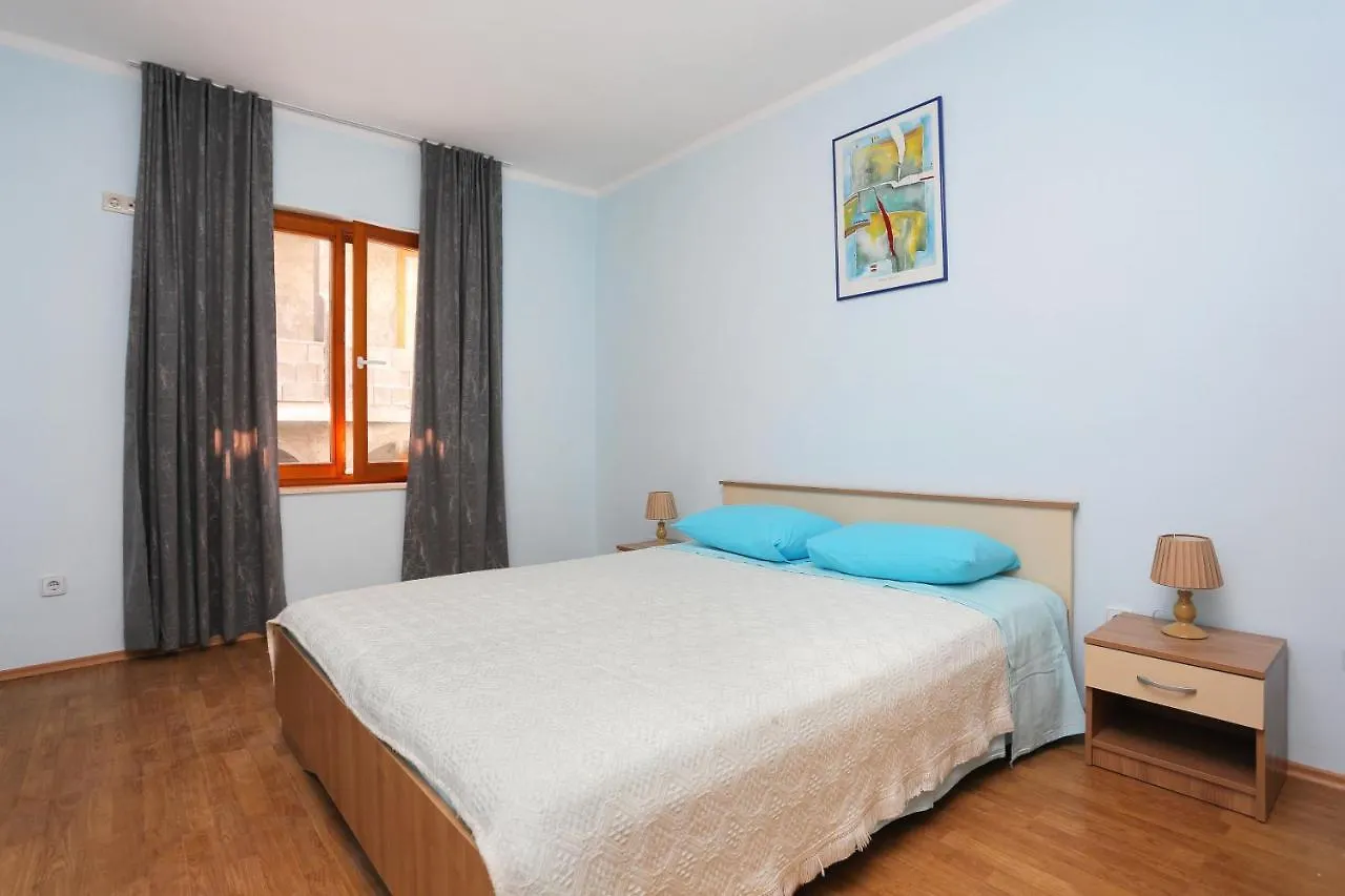 Apartments With A Parking Space Mastrinka, Ciovo - 18954 Trogir