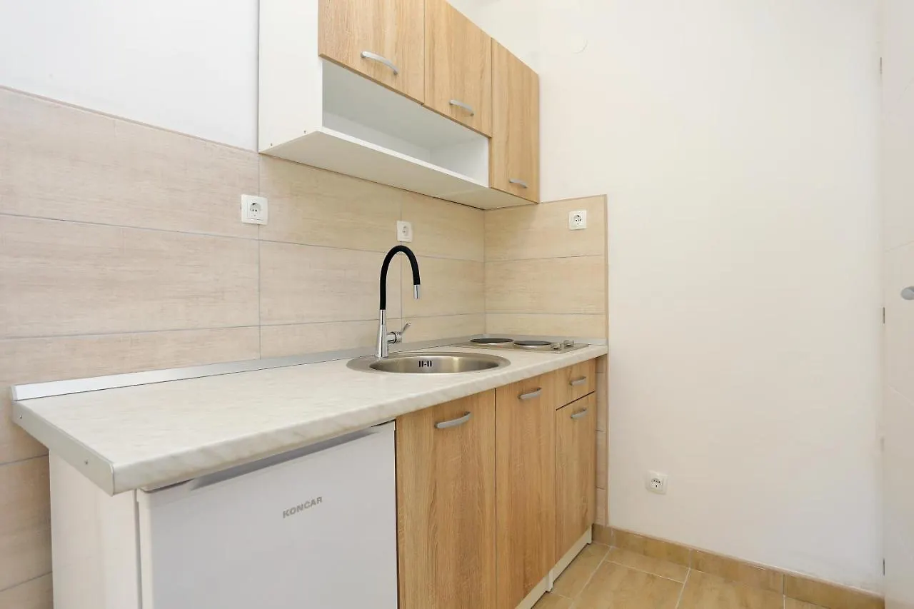 Apartments With A Parking Space Mastrinka, Ciovo - 18954 Trogir
